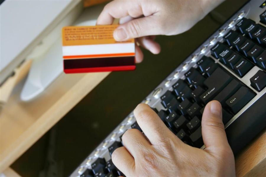 Oszustwa internetowe – Jak się chronić oszustwa internetowe