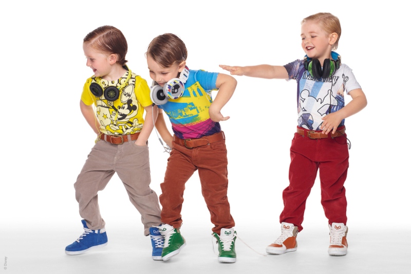 Jak i gdzie kupować tanie ubrania dla dzieci ubrania dla dzieci